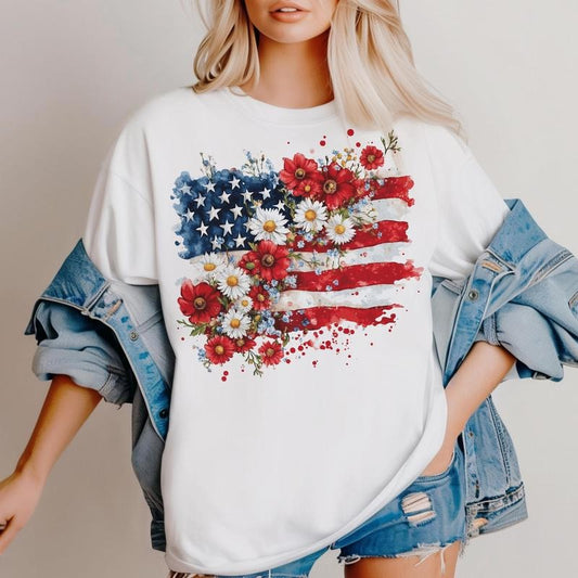 Floral American Flag Shirt, 4th of July America Crewneck, Patriotic Coquette 4th Of July Shirt, Retro 4th of July Graphic Tee
