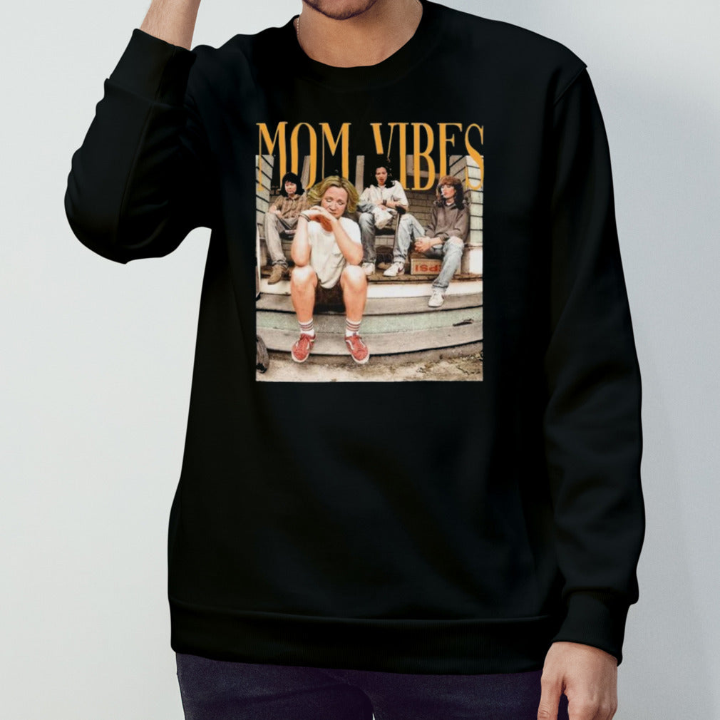 Vintage Mom Vibes Shirt