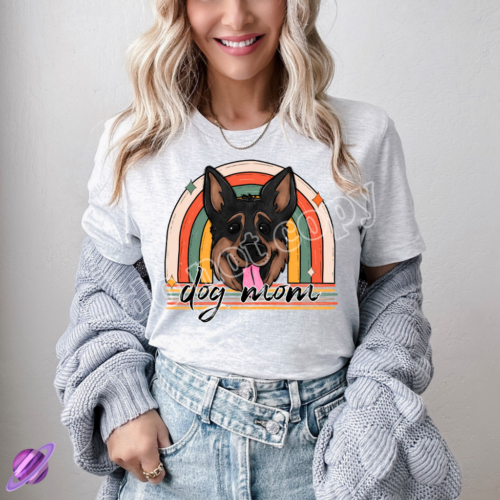 GERMAN SHEPHERD DOG MOM TEE Hoodie, Sweatshirt | TeeSparky.com (Image 1)