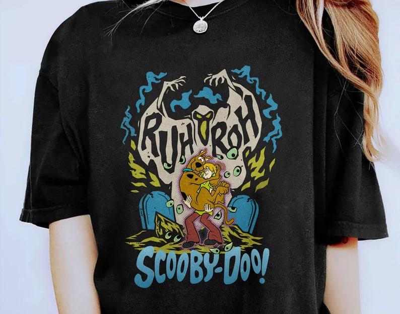 Vintage Scooby Shirt, 90s Halloween Movie T-Shirt, Retro Halloween Sweatshirt, Scooby Doo T-Shirt, Vintage Halloween Movie Character Tee, Vintage Hall