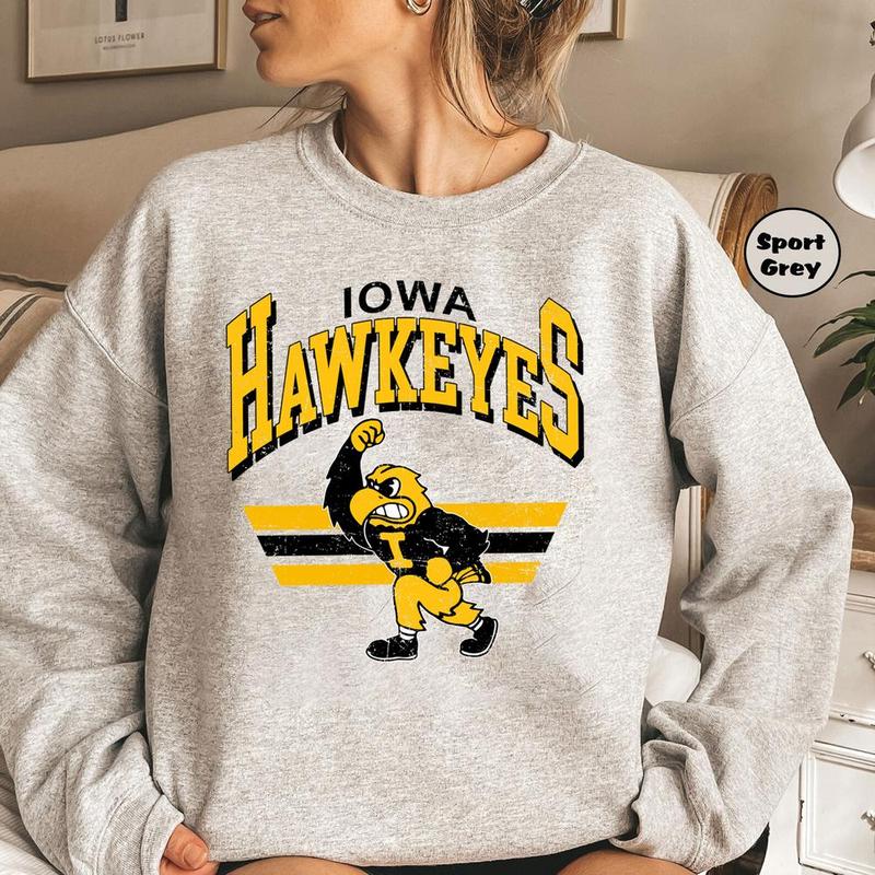 Vintage Iowa Hawkeyes Team Sweatshirt, Graphic NCAA Sport Shirt, Tournament Champions Shirt, Vintage University Iowa Unisex Top Football Basketball Shirt Fit Sweaters