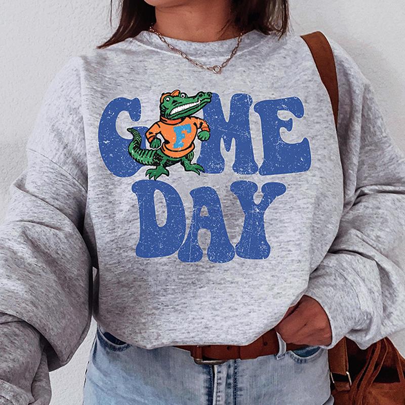 All Team Vintage College Football Sweatshirt, Sport Grey Sweatshirt, Classic NCAA Style, Gift for Fans, Cotton Comfort Wear, Unisex Collection