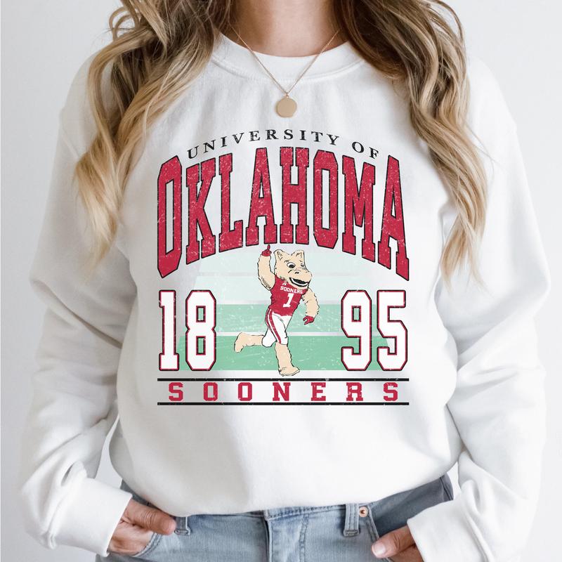Oklahoma Sooners Vintage NCAA Sweatshirt, College Football Shirt, Classic Gift for Fans, Vintage Sport, Unisex Cotton Style, Comfortable Wear