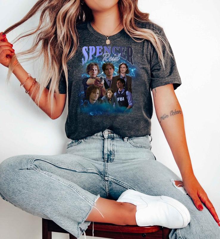 Limited Spencer Reid Vintage T-Shirt, Graphic Unisex T-shirt, Retro 90's Fans Homage T-shirt, Gift For Women and Men Collar Cotton