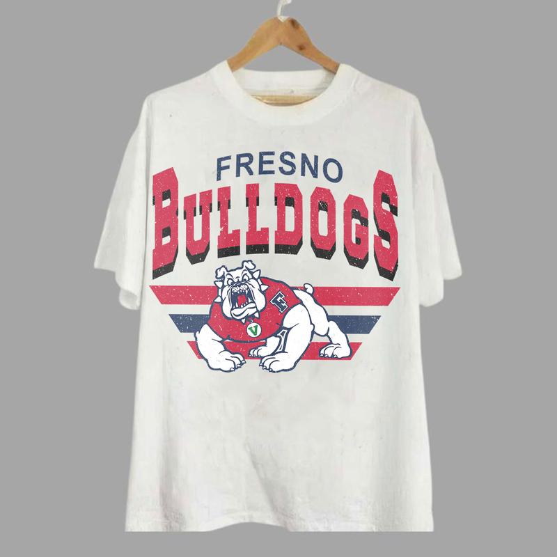 Fresno State Bulldogs Vintage Football NCAA Sweatshirt - Tshirt - Hoodie, California State University,Fresno Unisex Football NCAA Shirt,Unisex Vintage NCAA Shirt,Classic Football Shirt,Gifts For Football Fan Sport,Cotton,Sweatshirt,Gifts For Men and Women