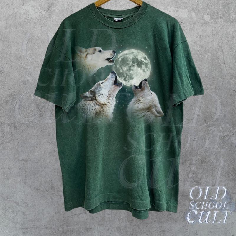 Three Wolves Vintage Graphic T-shirts, Retro Wolf Moon Tshirt, Wolf Lovers, Funny Animal Tee, Silly Shirt Gifts, Howling in Moonlight Sweatshirt, Anim