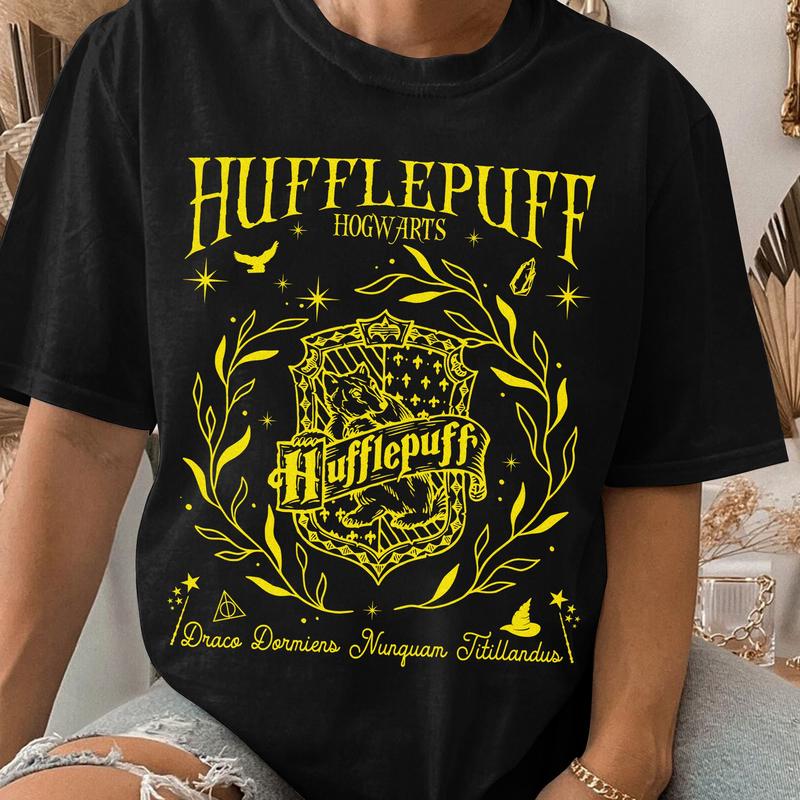 Hufflepuff Vintage Hogwarts House Sweatshirts Wizard World Sweatshirt Magic World Shirt Hp Fan Gift Unisex T Shirt Sweatshirt Hoodie