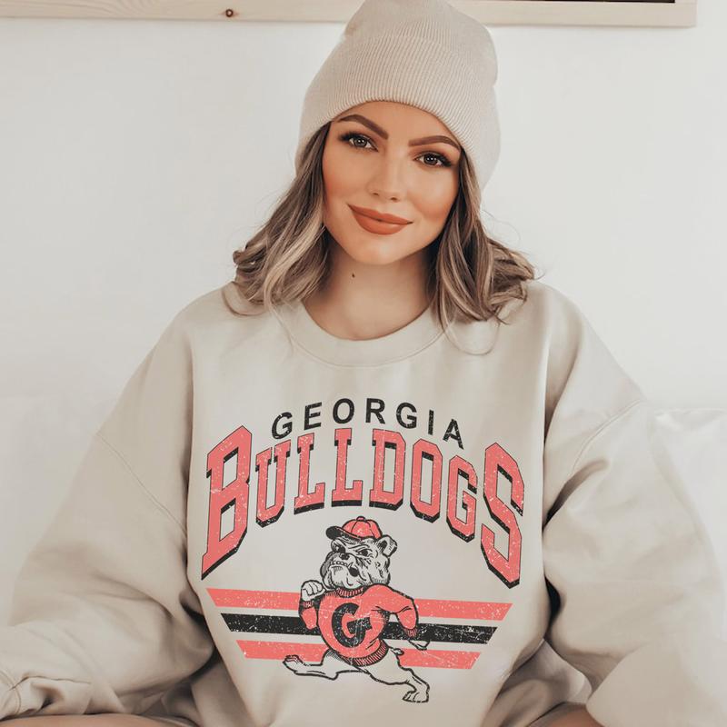 Vintage Football Sweatshirt, Georgia Bulldogs Team Wear, Classic Sport Comfort Clothing, Fans Gift for Women, Men, Unisex Collection, HS0017 Style